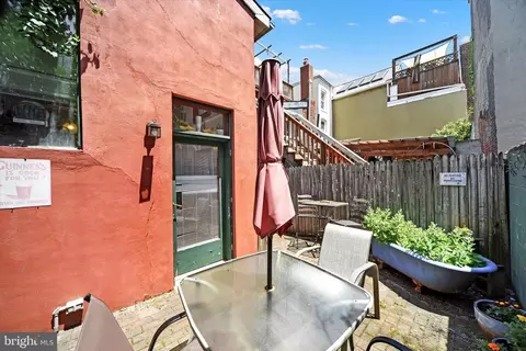 Exterior - 1611 Lancaster St, Baltimore, MD 21231 photo 5 of 8