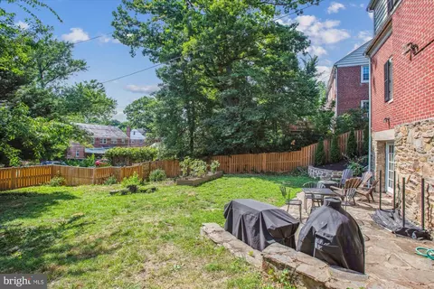 Exterior - 4020 Deepwood Rd, Baltimore, MD 21218 photo 5 of 8