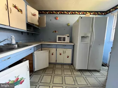 Kitchen - 5323 Nelson Ave, Baltimore, MD 21215 photo 1 of 2