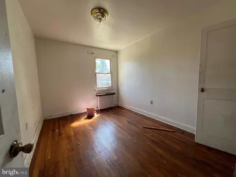 Bedroom - 5323 Nelson Ave, Baltimore, MD 21215 photo 6 of 6