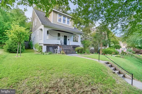 423 Westgate Rd, Baltimore, MD 21229 photo 3
