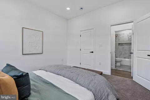 Bedroom - 1432 E Lanvale St, Baltimore, MD 21213 photo 6 of 7