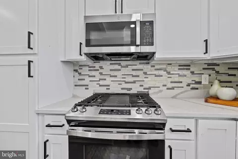 Kitchen - 1432 E Lanvale St, Baltimore, MD 21213 photo 4 of 4