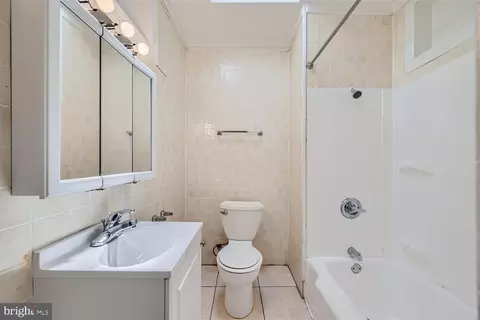 3114 Mcelderry St, Baltimore, MD 21205 photo 13