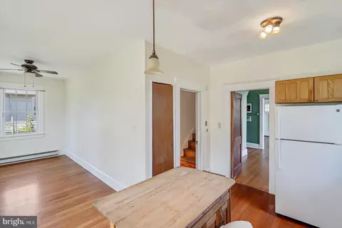 Entry Way - 3209 Evergreen Ave, Baltimore, MD 21214 photo 1 of 1