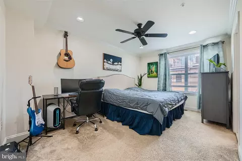 Bedroom - 26 E Fort Ave, Baltimore, MD 21230 photo 3 of 3