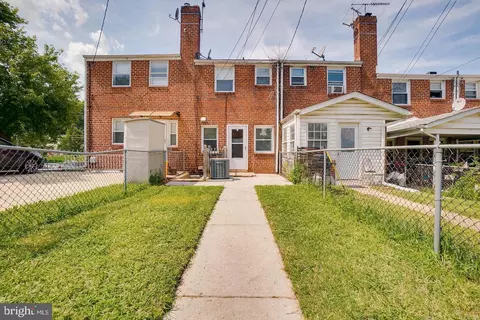 Exterior - 3023 Georgetown Rd, Baltimore, MD 21230 photo 2 of 3