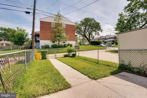 Exterior - 3023 Georgetown Rd, Baltimore, MD 21230 photo 3 of 3