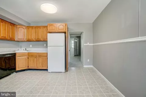 Entry Way - 3023 Georgetown Rd, Baltimore, MD 21230 photo 1 of 5