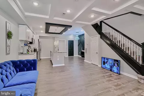 Entry Way - 1617 Saint Stephens St, Baltimore, MD 21216 photo 6 of 7