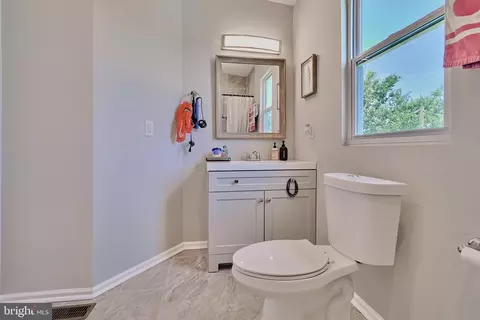 Bath - 1617 Saint Stephens St, Baltimore, MD 21216 photo 1 of 6