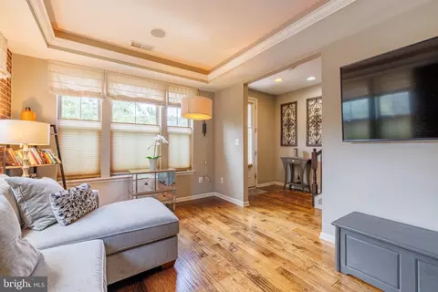 Entry Way - 1307 Steuart St, Baltimore, MD 21230 photo 1 of 12