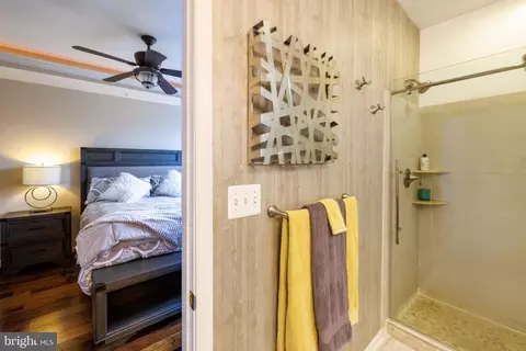 Bedroom - 1307 Steuart St, Baltimore, MD 21230 photo 2 of 4