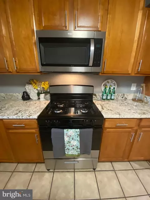 Kitchen - 3714 E Lombard St, Baltimore, MD 21224 photo 2 of 12