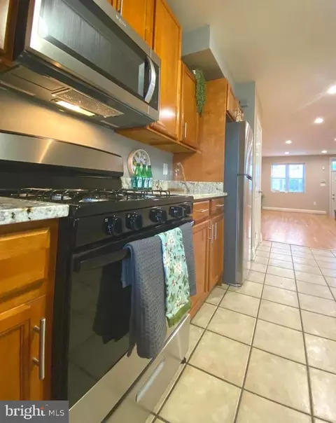 Kitchen - 3714 E Lombard St, Baltimore, MD 21224 photo 5 of 12