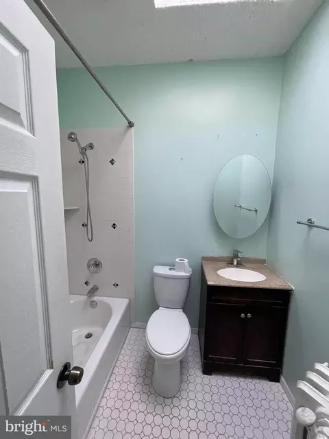 811 Unetta Ave, Baltimore, MD 21229 photo 13