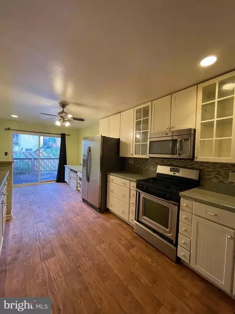 811 Unetta Ave, Baltimore, MD 21229 photo 6