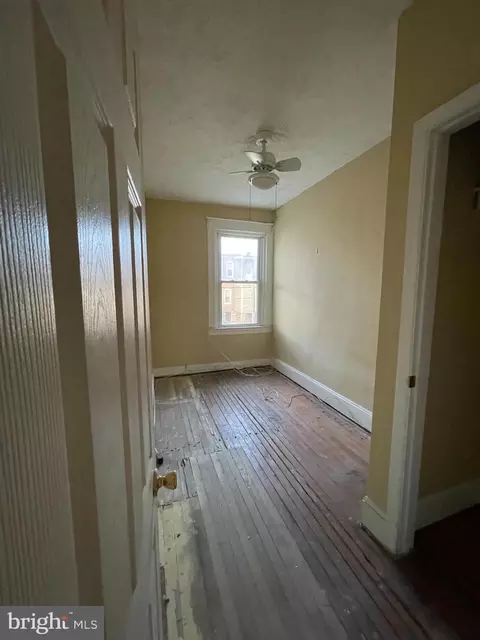 811 Unetta Ave, Baltimore, MD 21229 photo 12