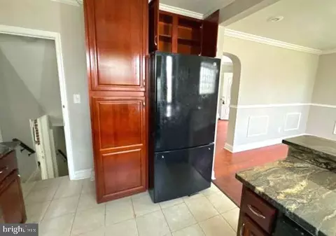 Entry Way - 6115 Moyer Ave, Baltimore, MD 21206 photo 1 of 4