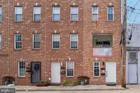 1140 Dexter St, Baltimore, MD 21230 photo 2