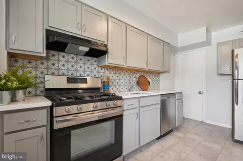Other - 854 Evesham Ave, Baltimore, MD 21212 photo 3 of 6