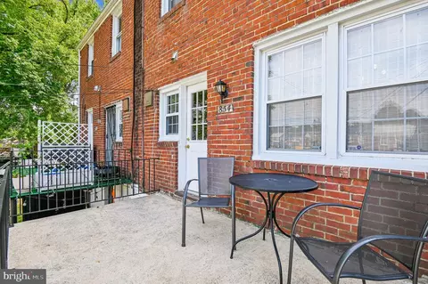 Exterior - 854 Evesham Ave, Baltimore, MD 21212 photo 2 of 4