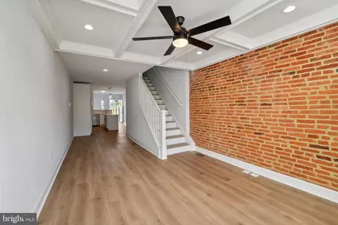 Entry Way - 1136 Nanticoke St, Baltimore, MD 21230 photo 2 of 8