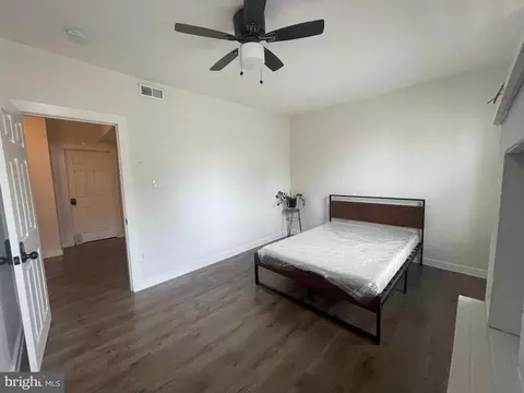 Bedroom - 312 Marydell Rd, Baltimore, MD 21229 photo 1 of 2