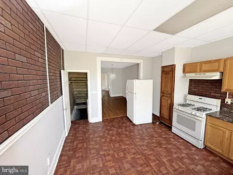Entry Way - 2757 Rayner Ave, Baltimore, MD 21216 photo 1 of 1