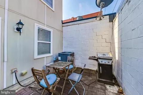 Exterior - 312 S Regester St, Baltimore, MD 21231 photo 4 of 4
