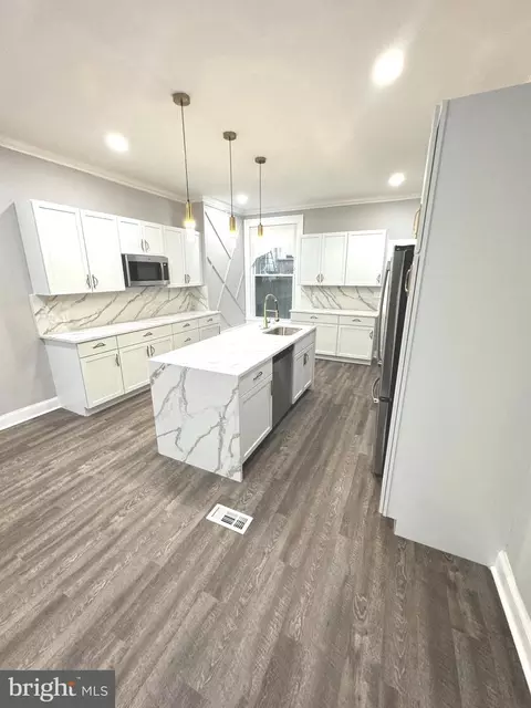 Kitchen - 2412 Callow Ave, Baltimore, MD 21217 photo 3 of 5