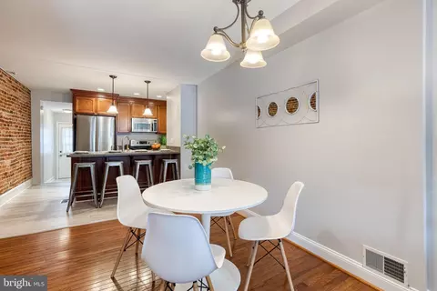 1628 E Clement St, Baltimore, MD 21230 photo 6