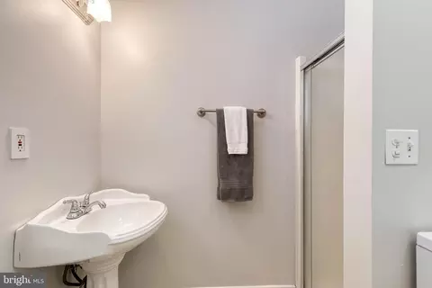 1628 E Clement St, Baltimore, MD 21230 photo 14