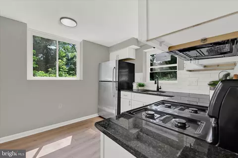 1023 Cedarcroft Rd, Baltimore, MD 21212 photo 11