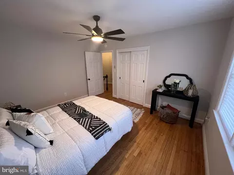 Bedroom - 1655 Winford Rd, Baltimore, MD 21239 photo 3 of 6