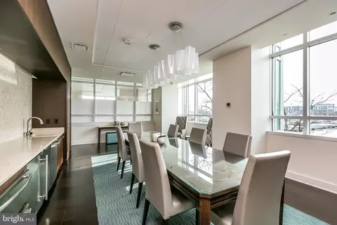 Dining - 100 Harborview Dr #1213, Baltimore, MD 21230 photo 2 of 4