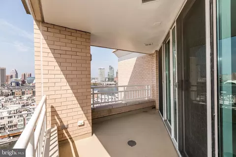Exterior - 100 Harborview Dr #1213, Baltimore, MD 21230 photo 3 of 15