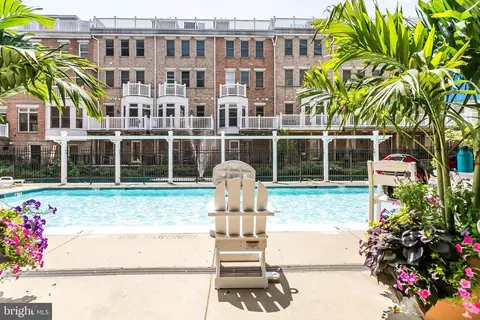 Exterior - 100 Harborview Dr #1213, Baltimore, MD 21230 photo 13 of 15