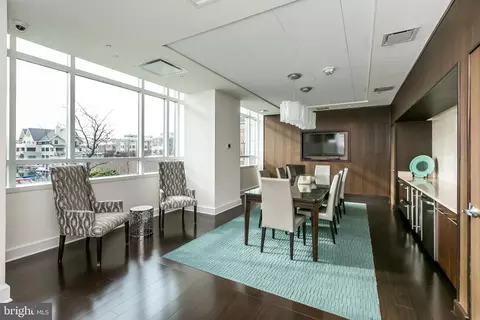 Dining - 100 Harborview Dr #1213, Baltimore, MD 21230 photo 3 of 4