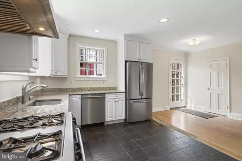 Other - 7 E Madison St, Baltimore, MD 21202 photo 3 of 9