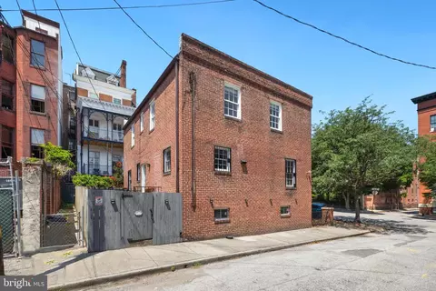 Exterior - 7 E Madison St, Baltimore, MD 21202 photo 8 of 9