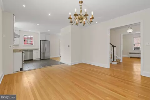 Living - 7 E Madison St, Baltimore, MD 21202 photo 1 of 6