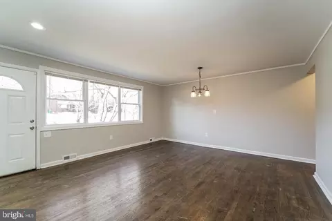 Living - 4201 Bonner Rd, Baltimore, MD 21216 photo 1 of 2