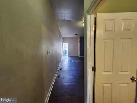 16 S Conkling St, Baltimore, MD 21224 photo 13