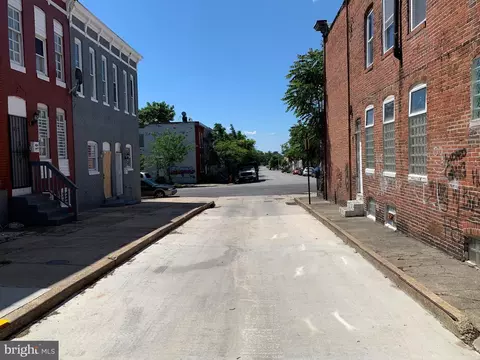 1811 Mckean Ave, Baltimore, MD 21217 photo 3