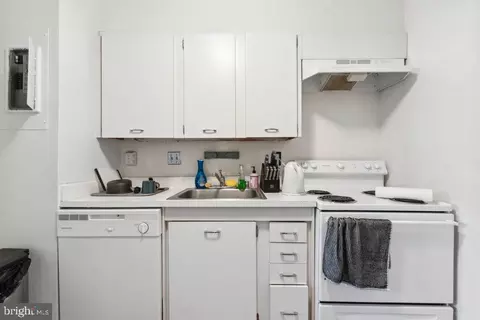 1 E Chase St #408, Baltimore, MD 21202 photo 5