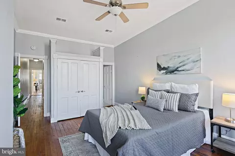 Bedroom - 417 E Fort Ave, Baltimore, MD 21230 photo 1 of 4