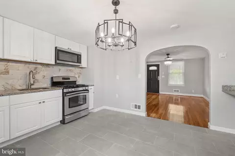 3228 Pelham Ave, Baltimore, MD 21213 photo 9