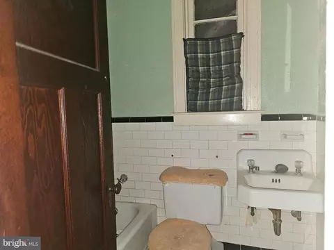 2609 Beryl Ave, Baltimore, MD 21205 photo 4