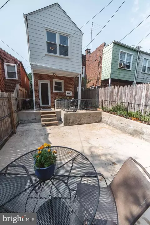 706 E 35th St, Baltimore, MD 21218 photo 38